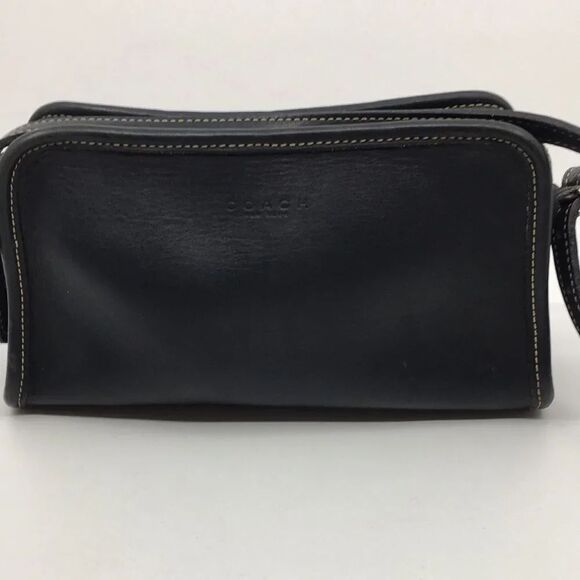 Coach Handbags - Coach Vintage 1999 Black Mimosa Zip Leather Crossbody Camera Bag - 9” x 5.5”